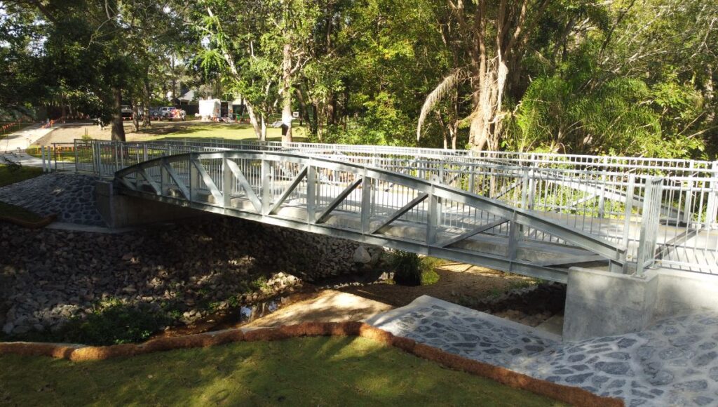 New Hawera Court Bridge